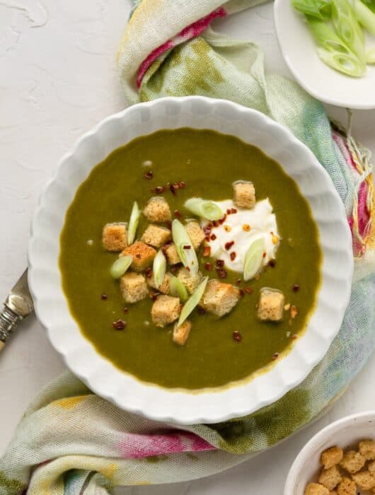 spinach broccoli and apple soup