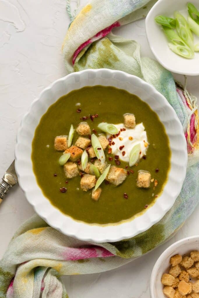 spinach broccoli and apple soup